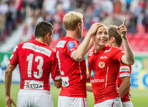 Kalmars Tobias Eriksson jublar