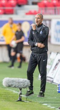 Falkenbergs tränare Henrik Larsson