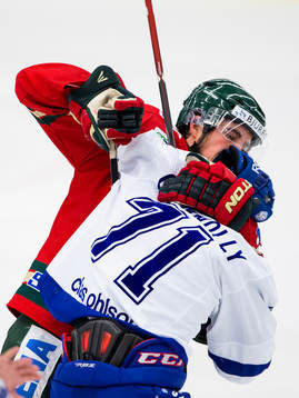 Leksands Chris Connolly och Frölundas Erik Gustafsson i
