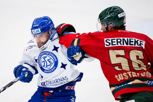 Leksands Chris Connolly och Frölundas Erik Gustafsson i