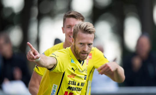 Christian Wilhelmsson har gjort 1-0 i