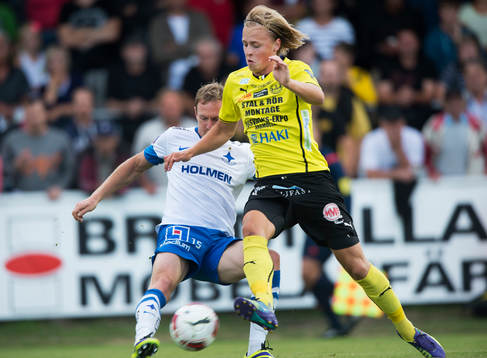 Mjällbys Robin Strömberg och Norrköpings Marcus Falk