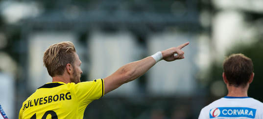 Mjällbys Christian Wilhelmsson har gjort 3-0 och det pekar