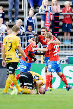 Helsingborgs Mikael Dahlberg jublar