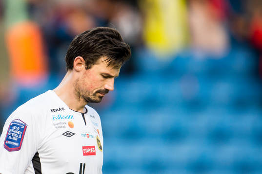 Elfsborgs målvakt Kevin Stuhr-Ellegaard deppar