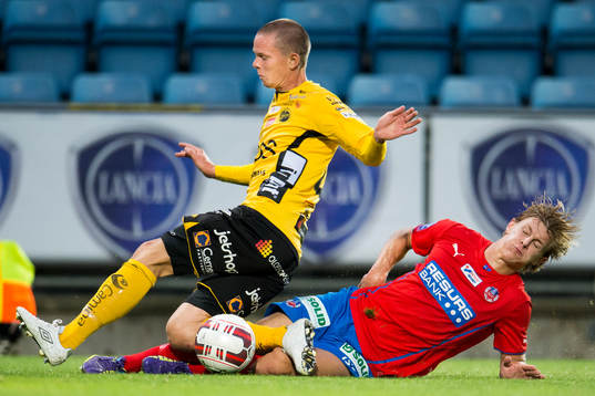 Helsingborgs Emil Krafth och Elfsborgs Anton Lans
