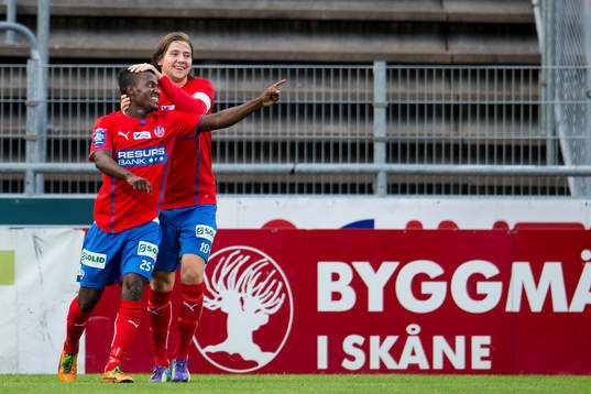 Helsingborgs David Accam kramas om av Darijan Bojanic