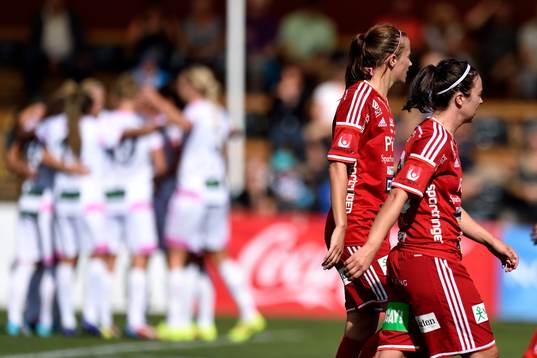 Piteås Lena Blomkvist(v) och June Pedersen(h) deppar