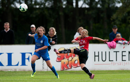 Eskilstunas Allysha Chapman och Kristianstads Gudny Björk
