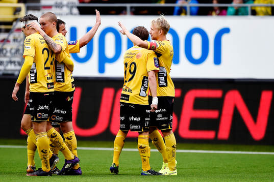 Elfsborgs spelare jublar