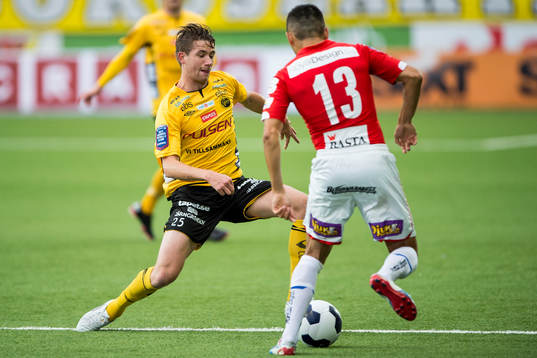 Elfsborgs Marcus Rohdén täcker Kalmars Emin Nouri