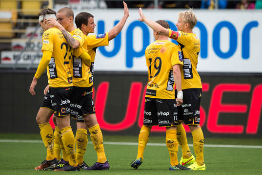 Elfsborgs spelarna jublar
