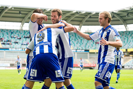 IFK Göteborgs Lasse Vibe jublar