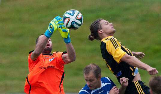 Bläddra bland fler bilder av Fotboll, division 3, IFK Hässleholm - Älmhult