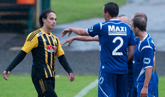 IFK Hässleholms Karim Al-Asi i matchen i division 3 mellan