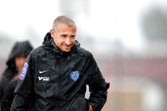 Falkenbergs tränare Henrik Larsson