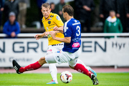 Falkenbergs Patrik Ingelsten assisterar fram till 1-0