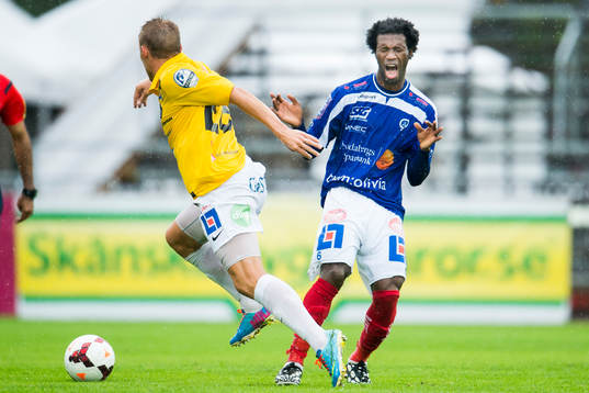 Åtvidabergs Mohammed Abubakari skriker