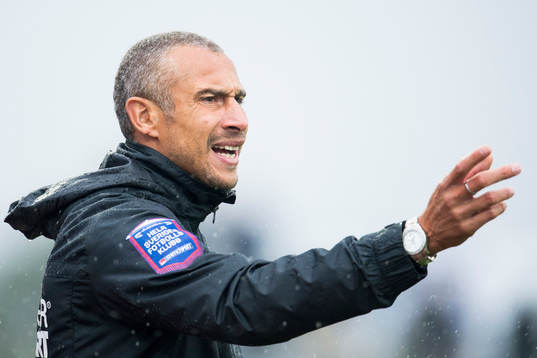 Falkenbergs tränare Henrik Larsson