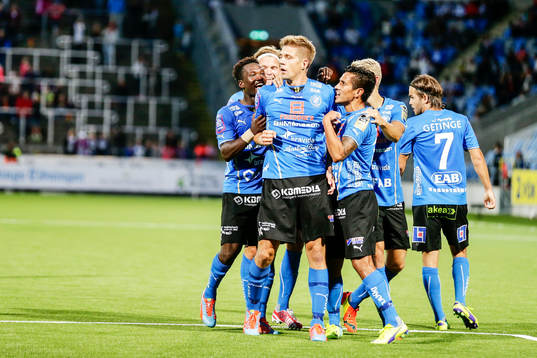 Halmstads Mikael Boman jublar