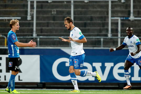 Norrköpings Emir Kujovic håller igen på jublet