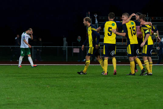 Hammarbys Kennedy Bakircioglu deppar vid slutsignalen och