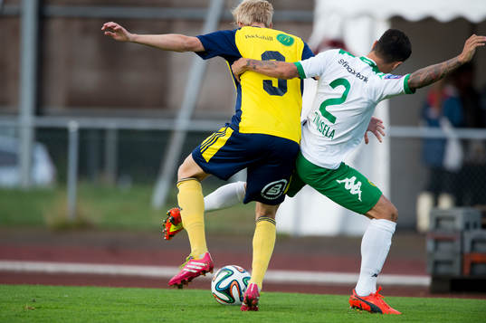 Närkamp i matchen i Superettan mellan Ängelholm och