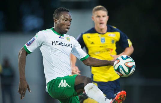Hammarbys Amadayia Rennie i matchen i Superettan mellan