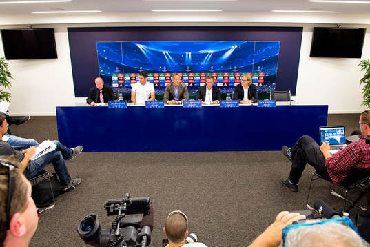 Bläddra bland fler bilder av Fotboll, Champions League, Kval, Salzburg, Inför