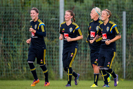 Sveriges Olivia Schough, Emma Berglund, Caroline Seger och