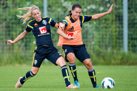 Sveriges Kosovare Asllani