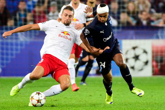 Salzburgs sa13+och Malmö FFs Isaac Kiese Thelin