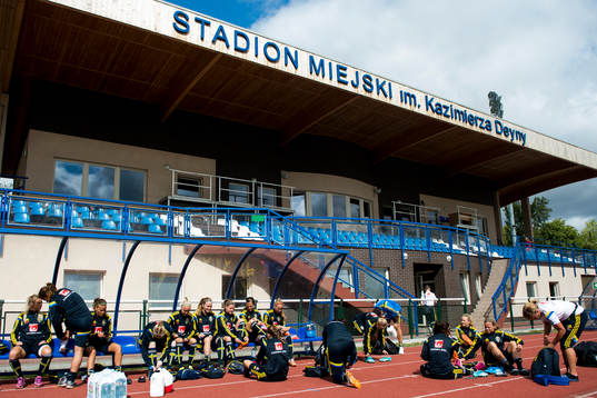 Svenska laget på plats på matcharenan Stadion Miejski im.