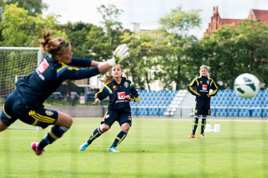 Sveriges Malin Diaz Pettersson tränar avslut