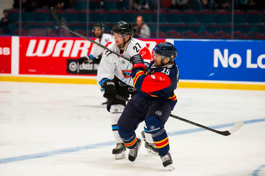 Fribourg-Gottérons Anthony Huguenin och Djurgårdens Steve
