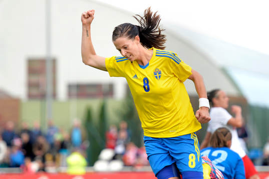 Sveriges Lotta Schelin jublar