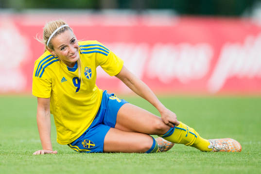 Sveriges Kosovare Asllani deppar