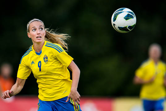 Sveriges Kosovare Asllani