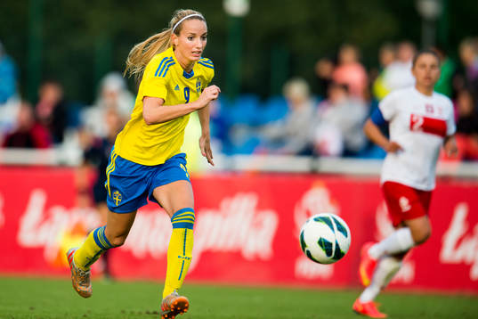 Sveriges Kosovare Asllani