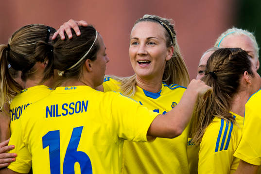 Sveriges Emma Lundh jublar