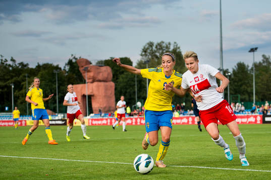 Sveriges Kosovare Asllani