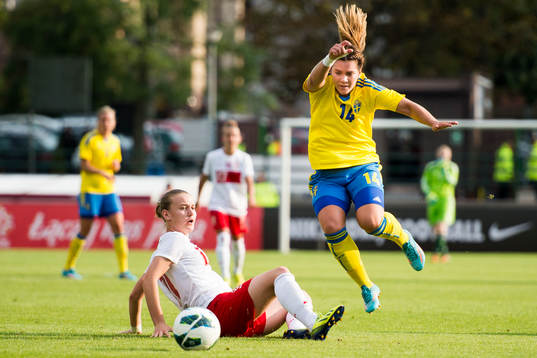 Sveriges Hanna Folkesson hoppar över Polens Gabriela