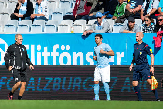 Malmö FFs Ricardo Ferreira Da Silva testar löpning på