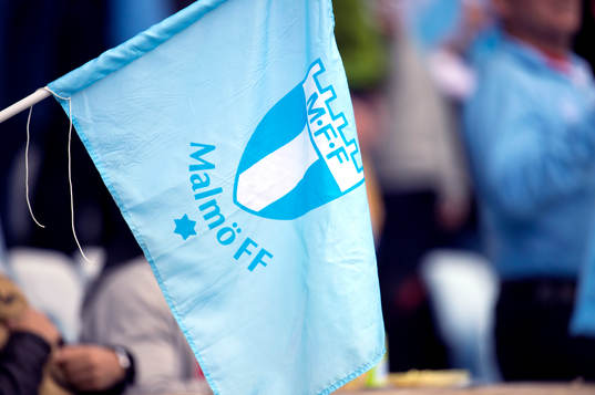 En Malmö FF flagga