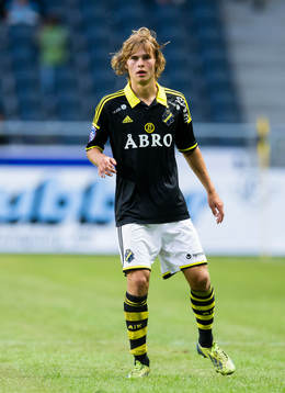s Sam Lundholm