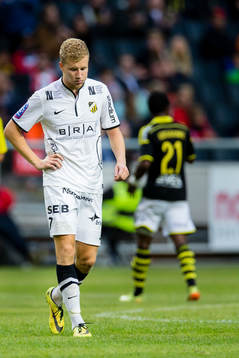 Häckens Simon Gustafson ser deppig ut