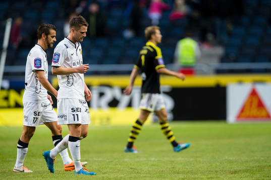 Häckens Björn Anklev och Gunnar Heidar Torvaldsson ser
