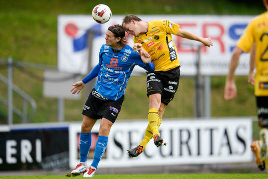 Halmstads Marcus Antonsson och Elfsborgs Daniel Mobaeck
