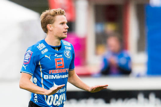 Halmstads Johan Blomberg jublar