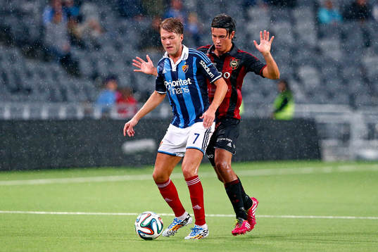 Djurgårdens Martin Broberg och Brommapojkarnas Stefano